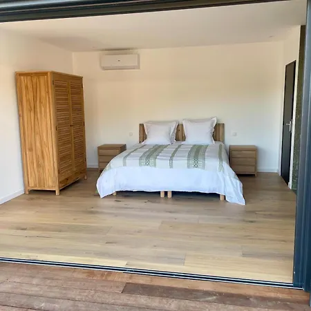 Alojamento de Acomodação e Pequeno-almoço Les Toussaint Pianottoli-Caldarello (Corsica)