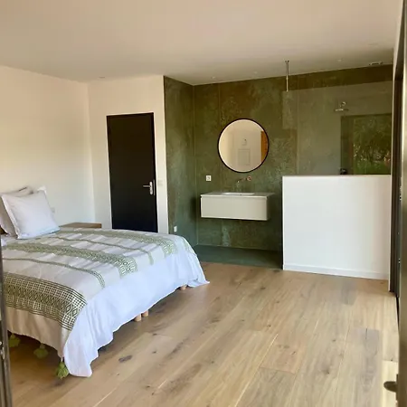 Les Toussaint Bed and breakfast