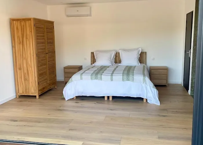 Alojamento de Acomodação e Pequeno-almoço Les Toussaint Pianottoli-Caldarello (Corsica)