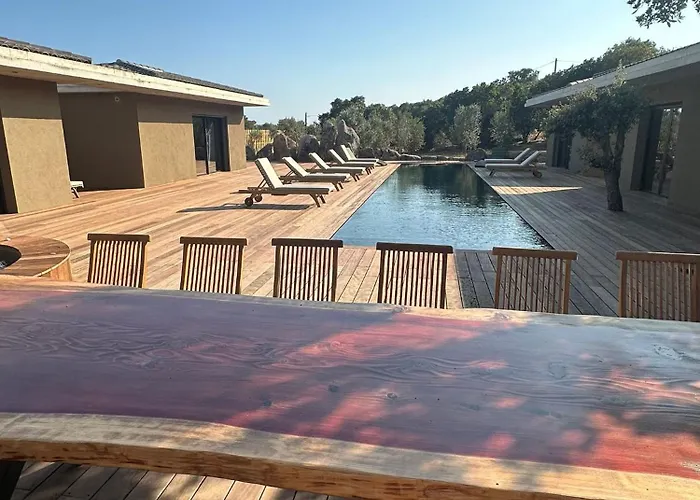 Les Toussaint Alojamento de Acomodação e Pequeno-almoço Pianottoli-Caldarello (Corsica)